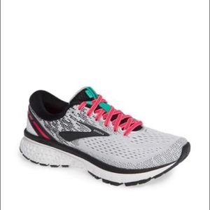Brooks Ghost 11 Running Shoes